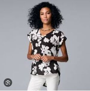 Simply Vera Vera Wang Black and White Cuffed Sleeve Blouse